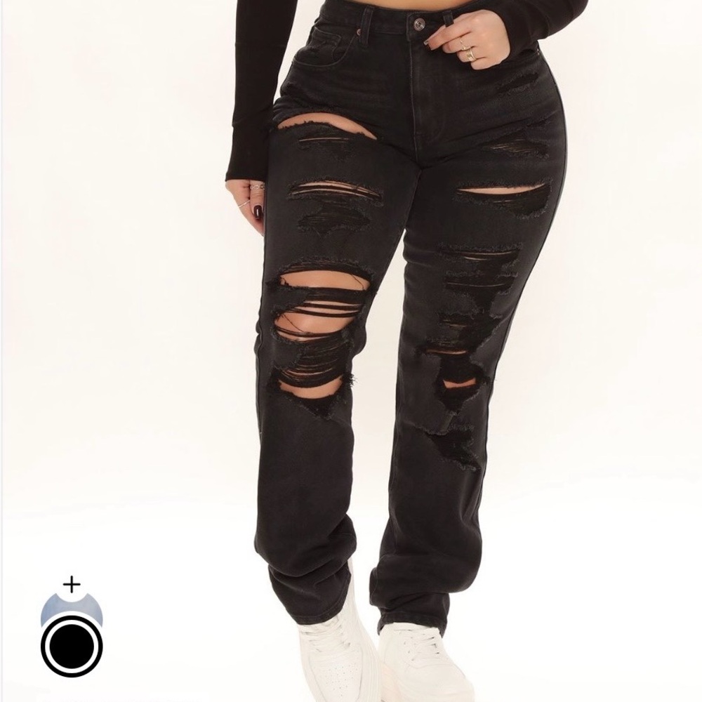 NWT Fashion Nova Black Distressed Straight Leg Jeans